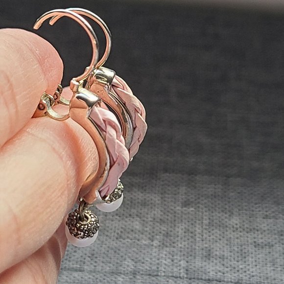 Pearl dangle lever back earrings - Picture 3 of 9